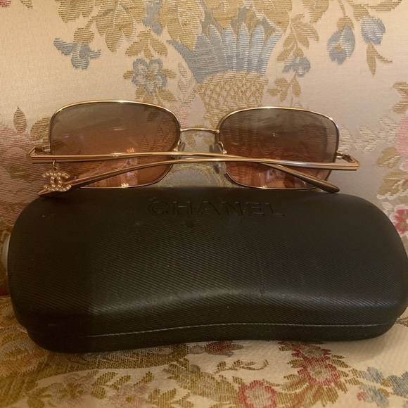 RARE CHANEL 2000S Orange Gradient Logo CC Dangling Sunglasses Gold Frame - Picture 3 of 9